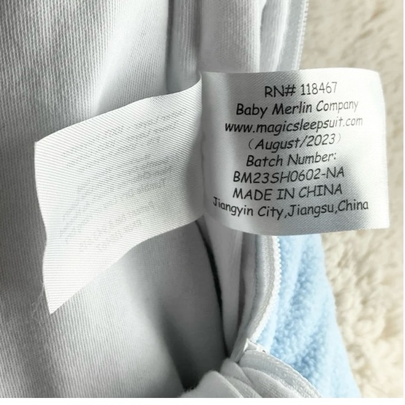 Micro fleece Baby Merlin’s Magic SleepSuit S - Picture 6 of 7